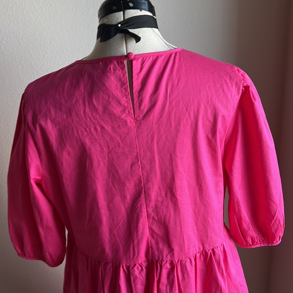 AQUA Bloomingdale’s pink poplin puff sleeve tiered dress - Picture 7 of 8